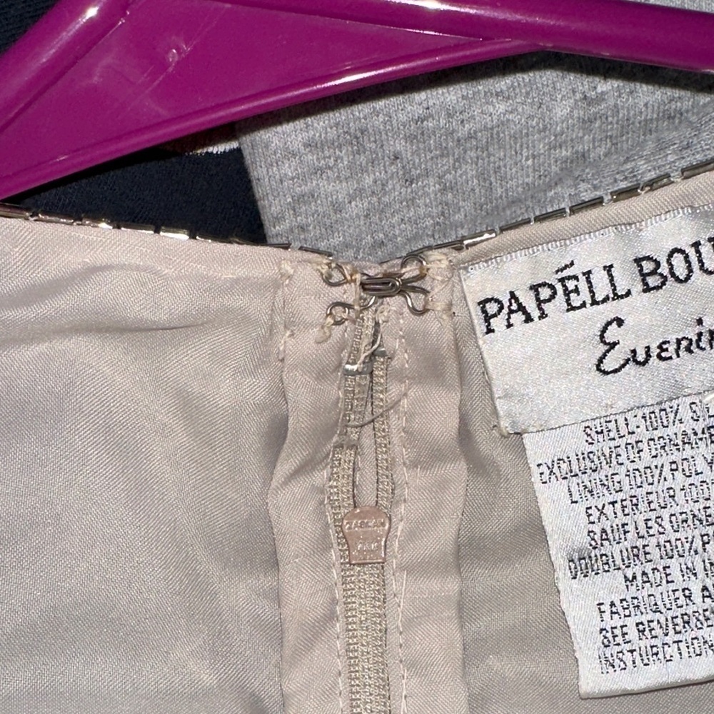 Papell Boutique Cream Beaded Blouse 100% Silk - Picture 8 of 8